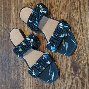 Lewit Made In Italy Navy Floral Sandals